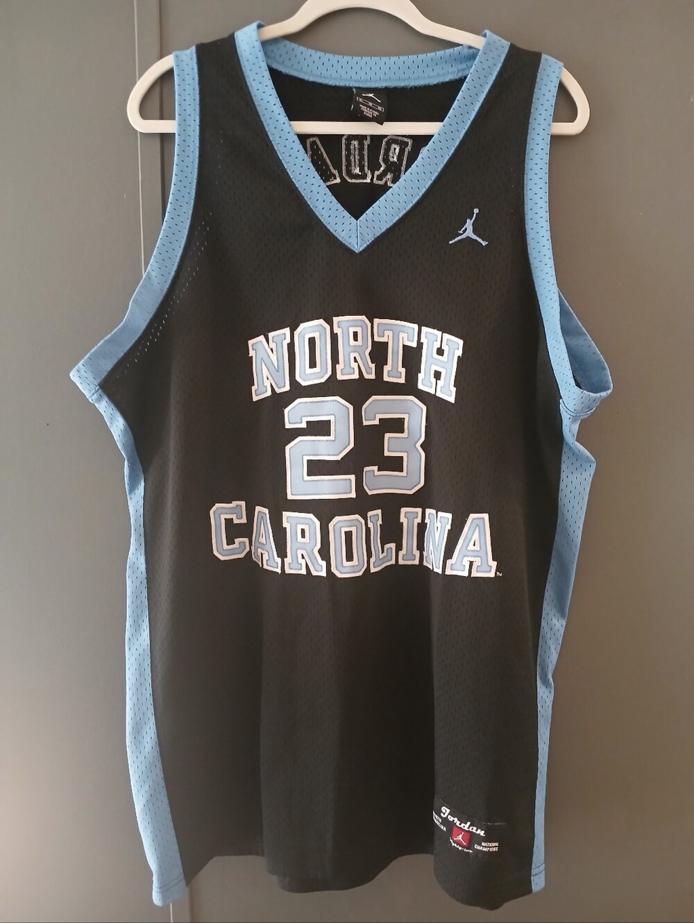 Michael Jordan North Carolina Tar Heels #23 throwback jersey, embroidered, XL